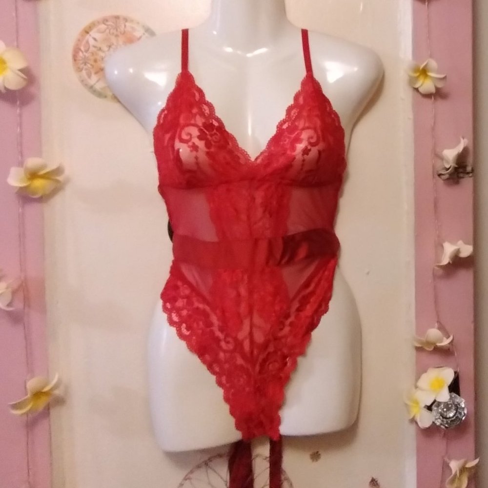 Adome (M) Floral Lace Teddy Lingerie Bodysuit